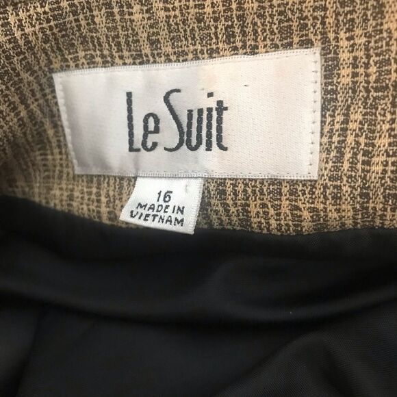 Le Suit Blazer Women’s Plus Size 16 Beige 3/4 Sleeve Button Front Pockets - Picture 7 of 8